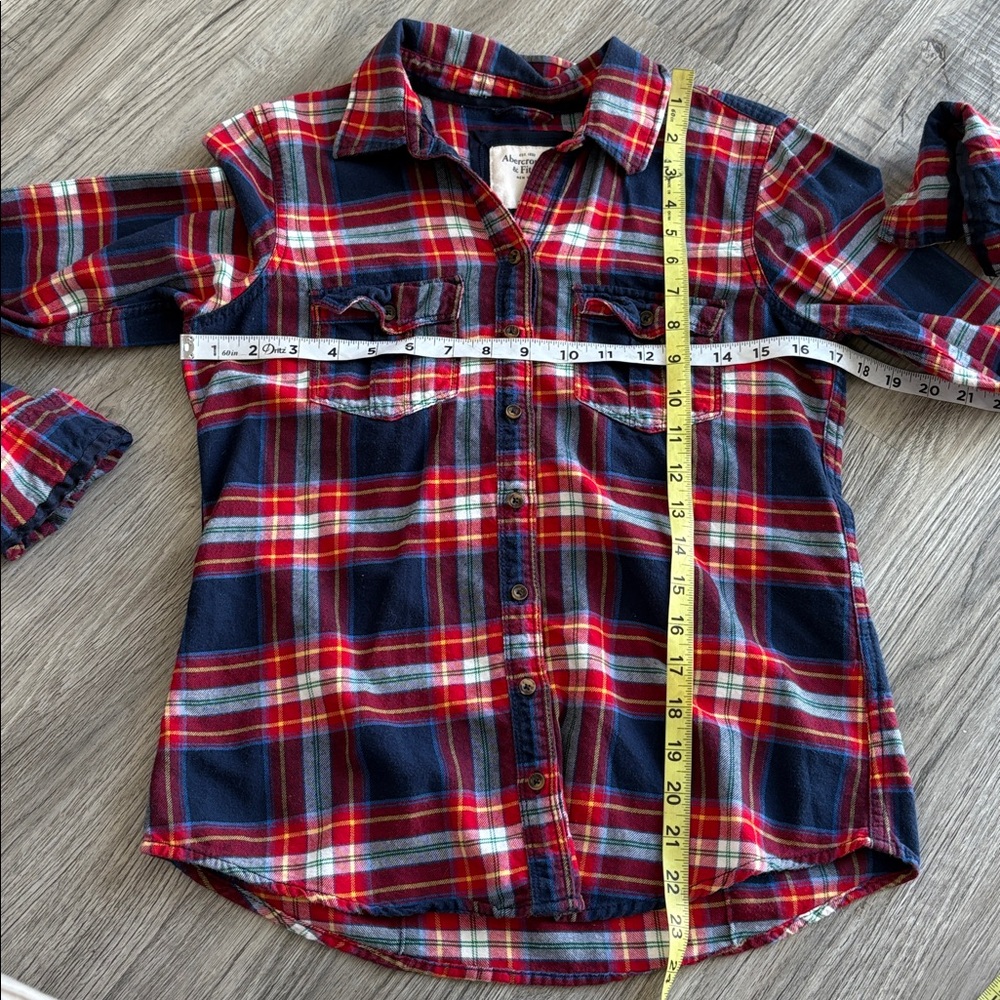 Abercrombie & Fitch Flannel Button Down Shirt - Picture 3 of 7